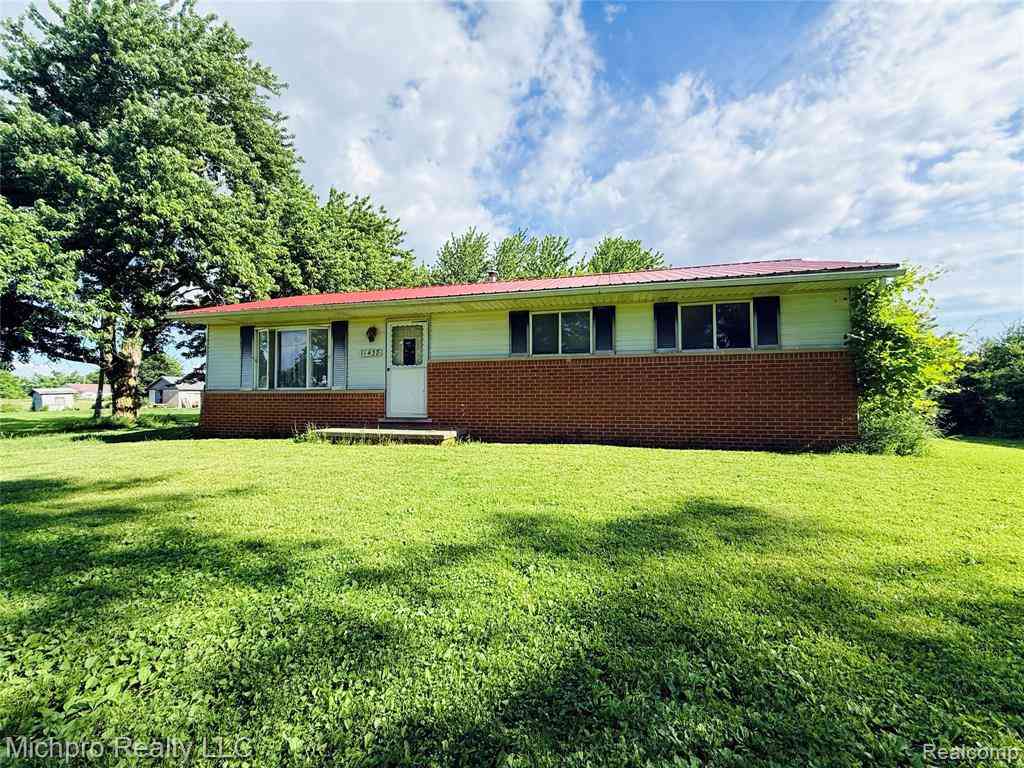 Homes For Sale - 11438 Hill Road <br/> Riley, MI 48041