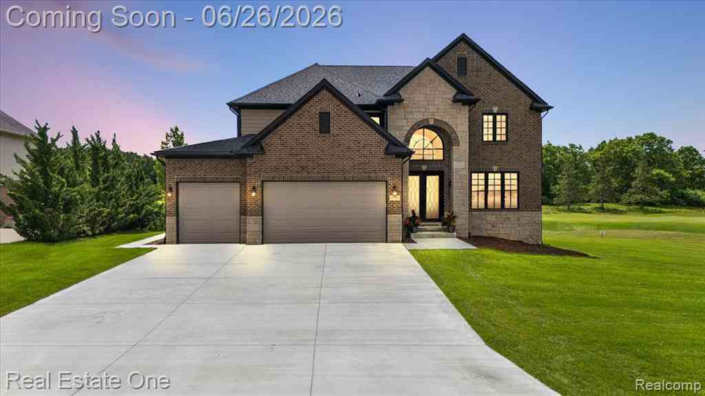 Homes For Sale - 1721 Royal Birkdale Drive <br/> Oxford, MI 48371