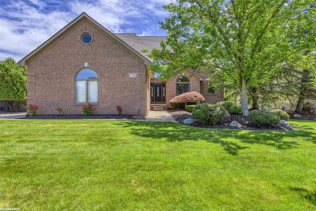 Homes For Sale - 57898 Abraham Drive <br/> Washington, MI 48094