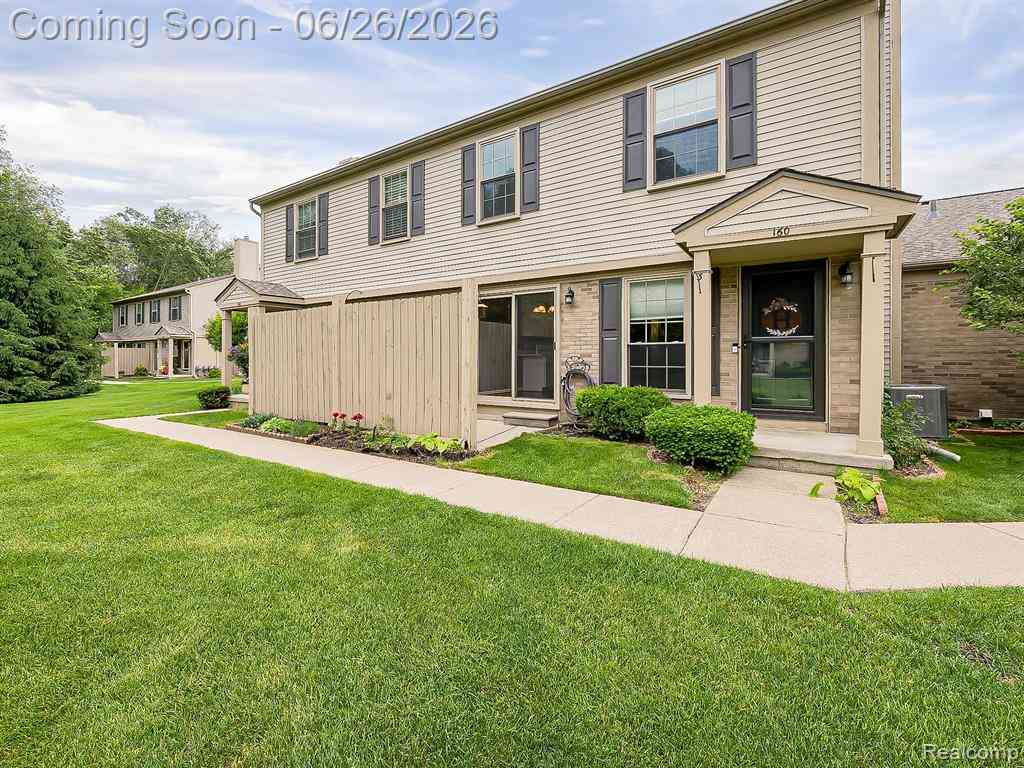 Condo For Sale - 160 Pine Tree Ridge Drive  #3<br/> Waterford, MI 48327