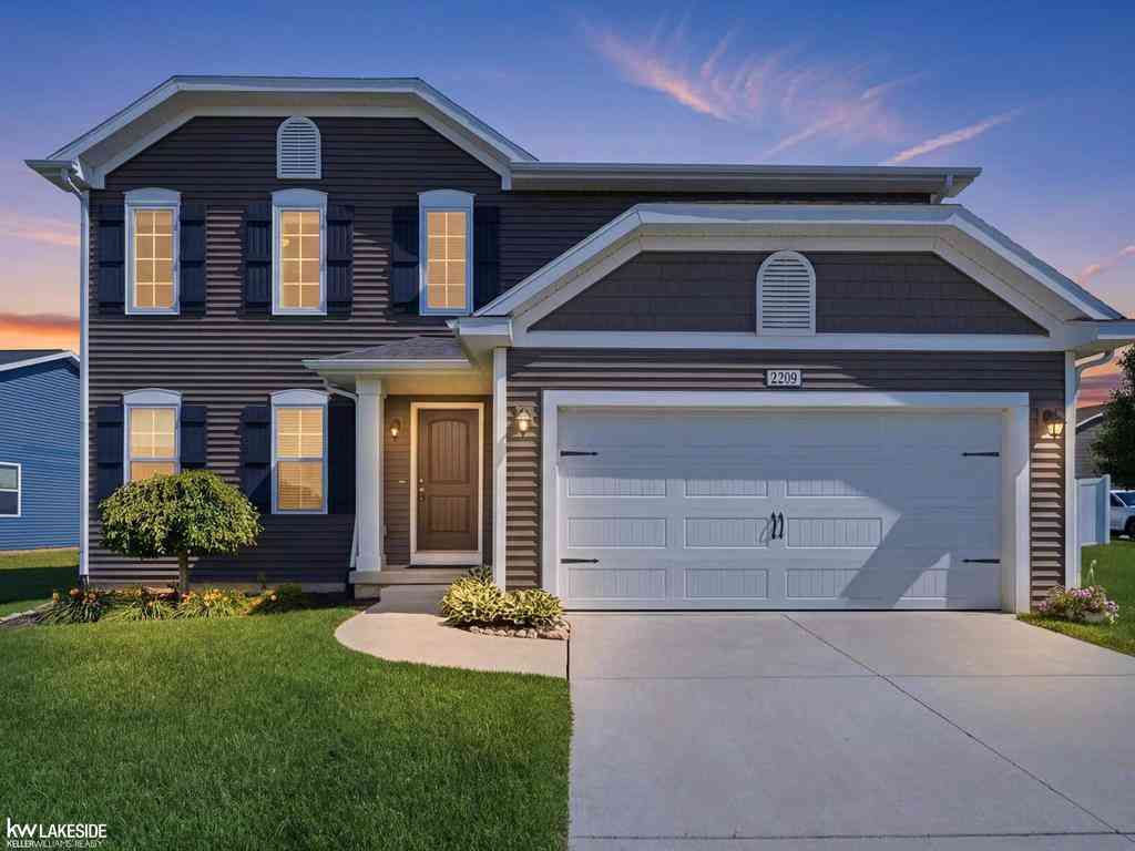 Homes For Sale - 3208 Hill Hollow Lane <br/> Howell, MI 48855