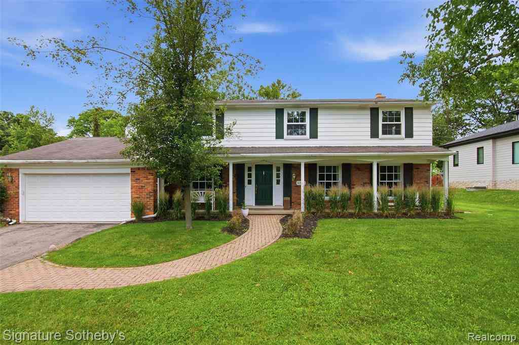 Homes For Rent - 4784 Walnut Lake Road <br/> Bloomfield Hills, MI 48301