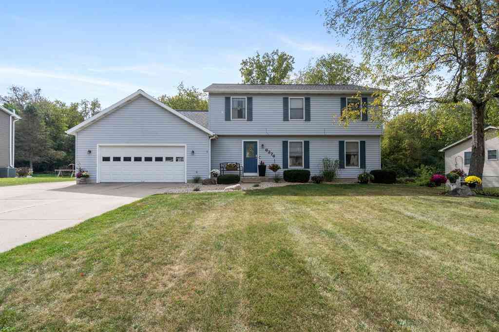 Homes For Sale - 6276 Burning Tree Street <br/> Jackson, MI 49201