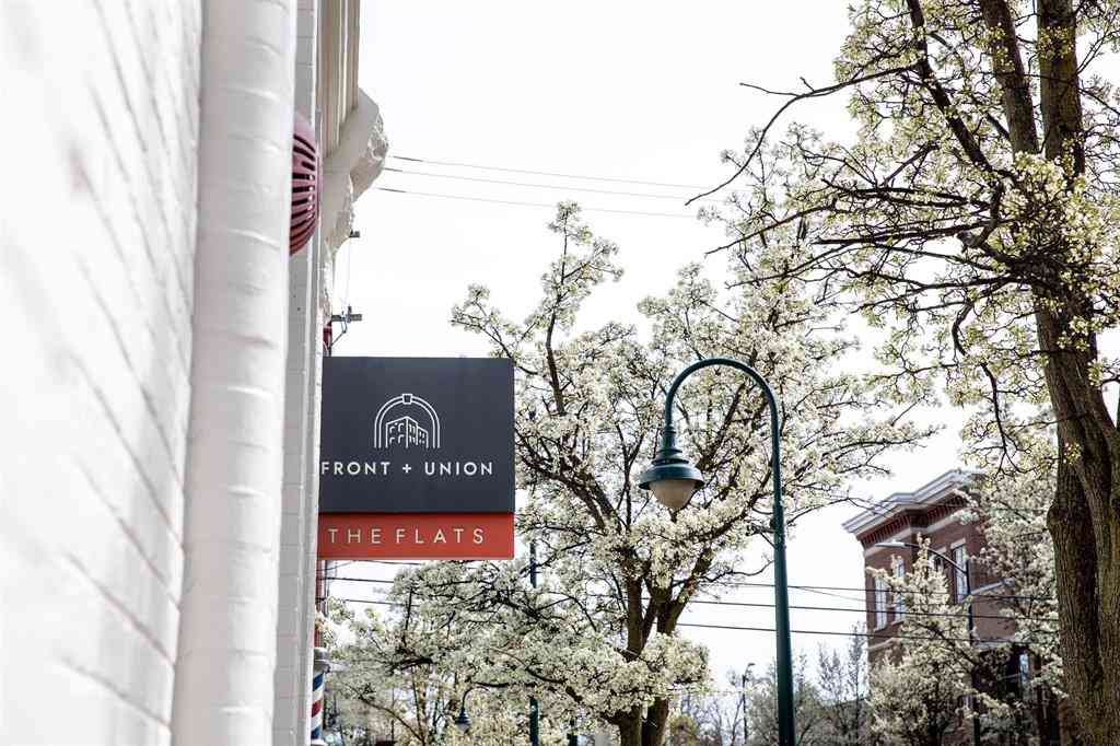 Condo For Sale - 100 E Front Street <br/> Traverse City, MI 49684