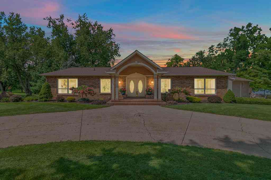 Homes For Sale - 686 Leonard Drive <br/> Coldwater, MI 49036