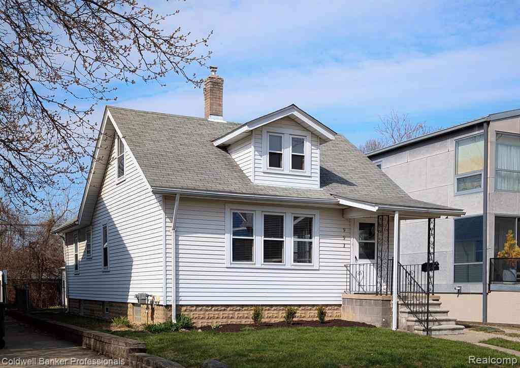 Homes For Rent - 991 Humphrey Avenue <br/> Birmingham, MI 48009