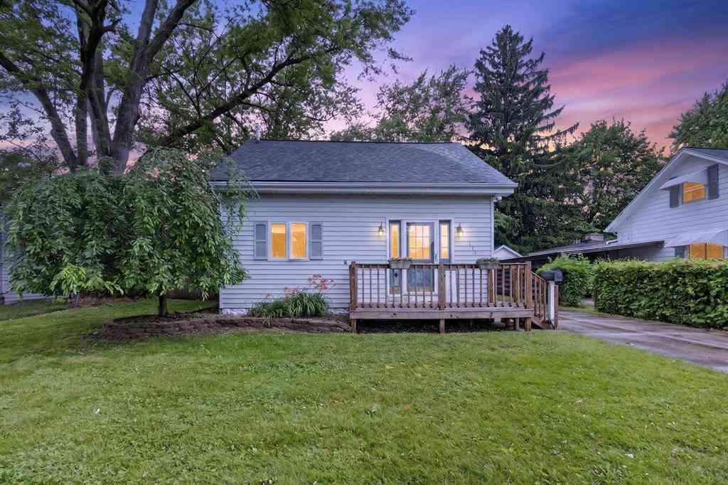 Homes For Sale - 115 N 30th Street N N<br/> Battle Creek, MI 49015