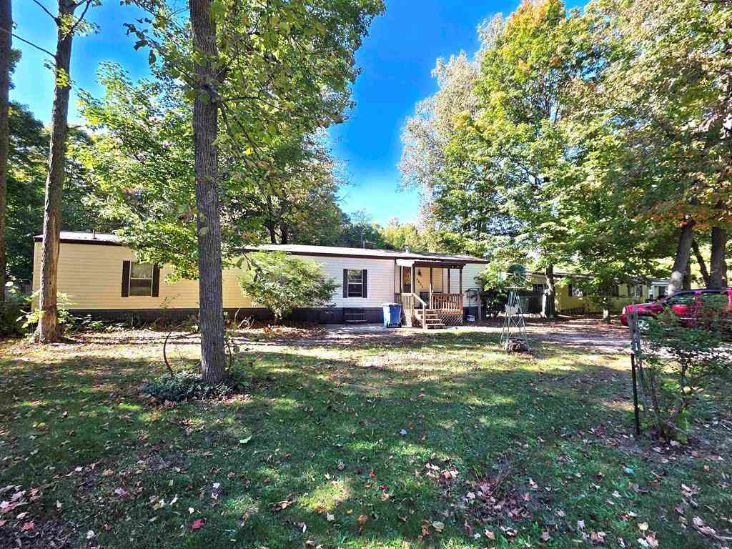 Homes For Sale - 2822 W Ironwood Drive <br/> Traverse City, MI 49685