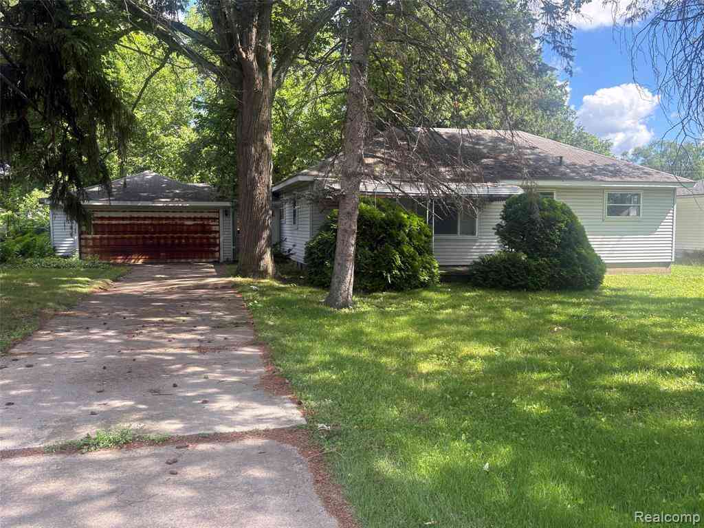 Homes For Sale - 23301 Harrellson Street <br/> Macomb, MI 48042