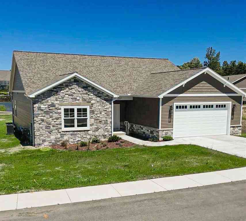 Homes For Sale - 5037 Sheffer Farm Road <br/> Traverse City, MI 49685