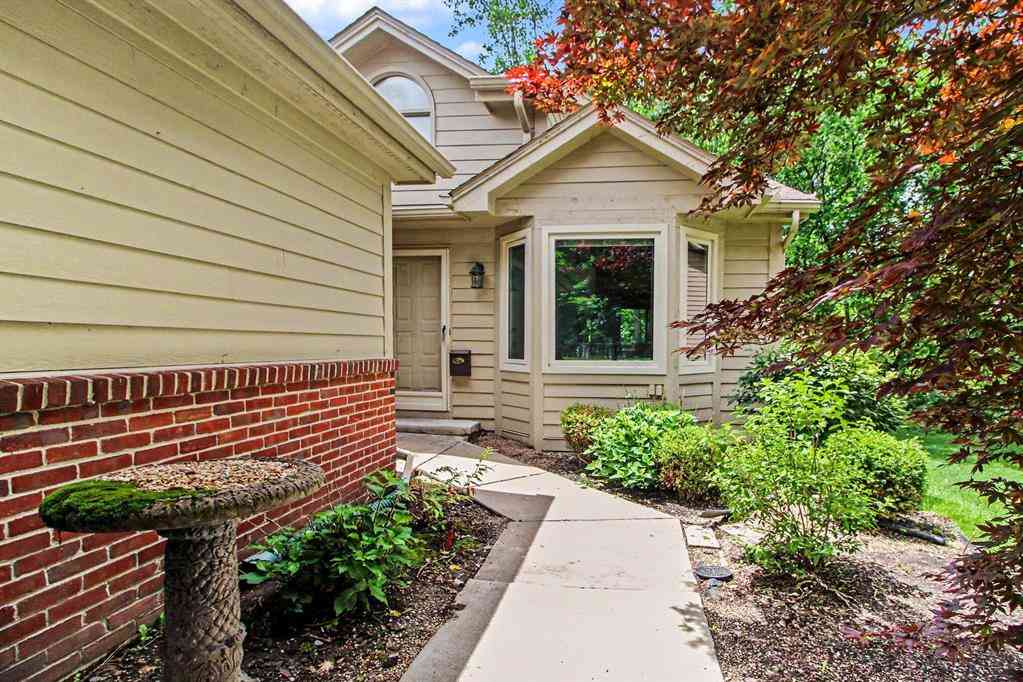 Condo For Sale - 183 Kingsbrook Avenue  #17<br/> Washtenaw County, Ann Arbor, MI 48103