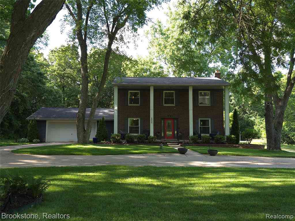 Homes For Sale - 4890 Whipple Lake Road <br/> Oakland County, Clarkston, MI 48348