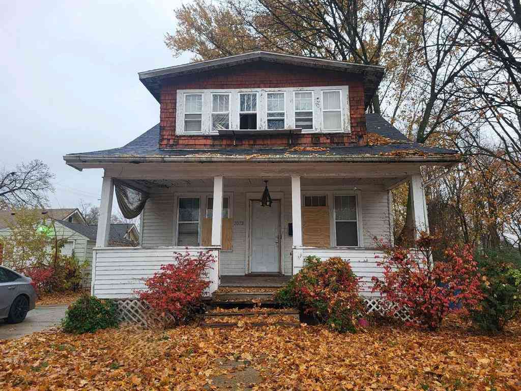 Homes For Sale - 2012 March Street <br/> Kalamazoo, MI 49001