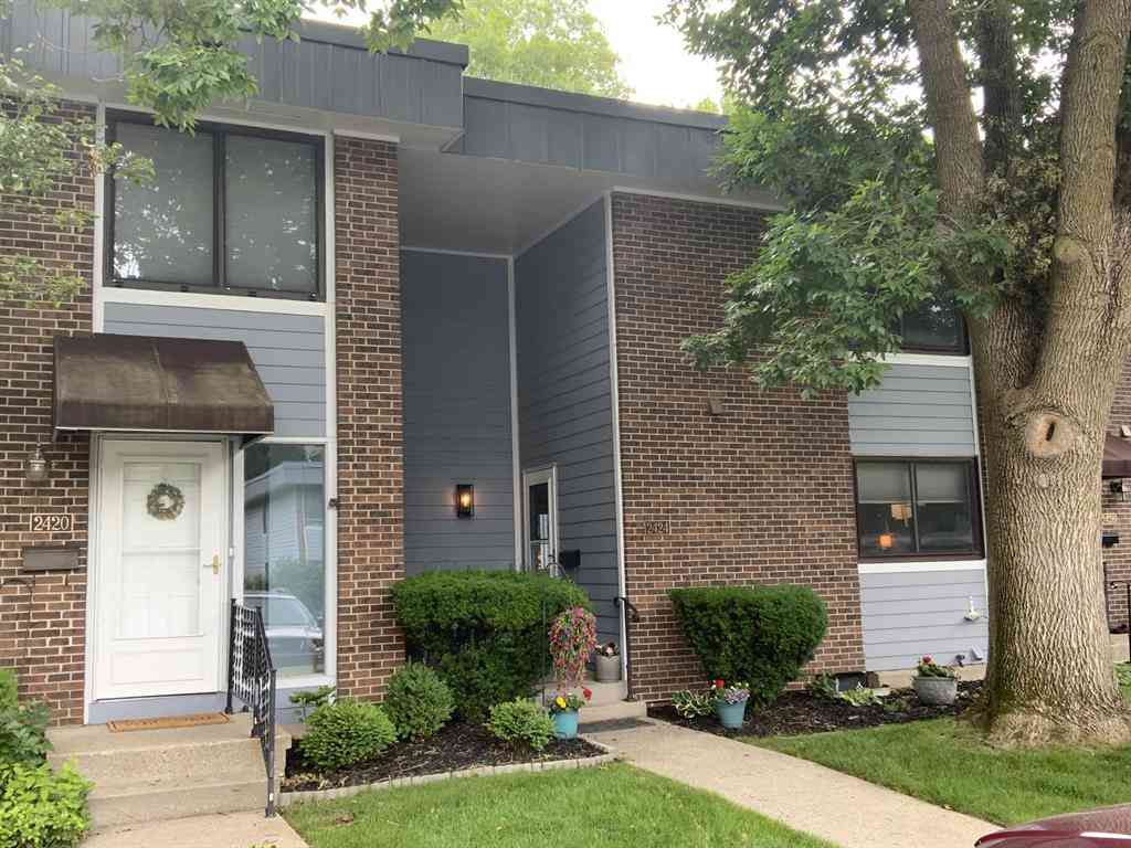 Condo For Sale - 2424 E Collier Avenue Se SE<br/> Grand Rapids, MI 49546