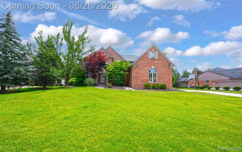 Homes For Sale - 2619 Lambeth Park <br/> Rochester, MI 48306