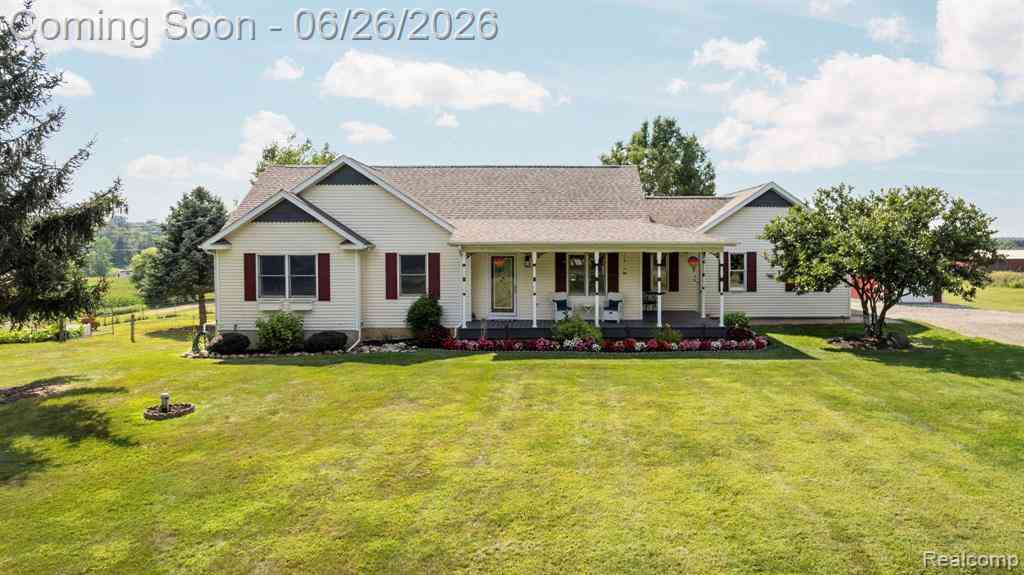 Homes For Sale - 344 S Truhn Road <br/> Fowlerville, MI 48836