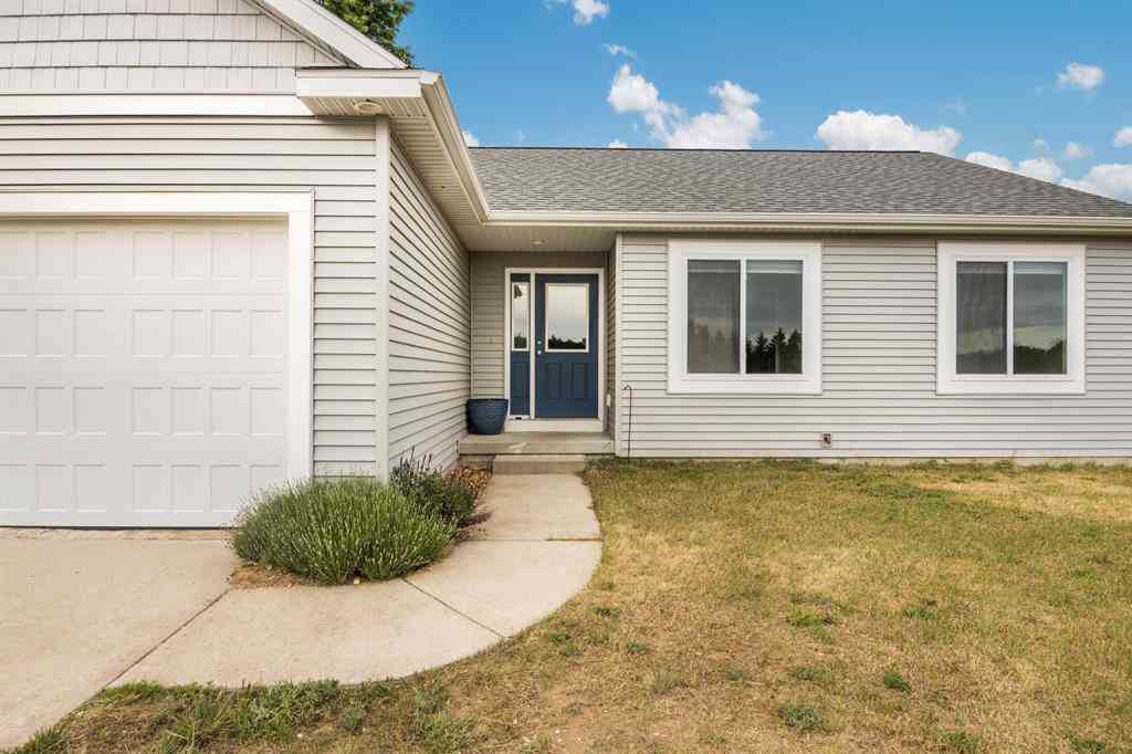 Homes For Sale - 755 S Rusch Road <br/> Traverse City, MI 49696