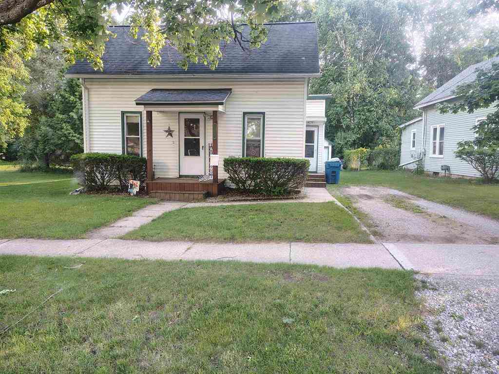 Homes For Sale - 119 Spruce Street <br/> Vassar, MI 48768