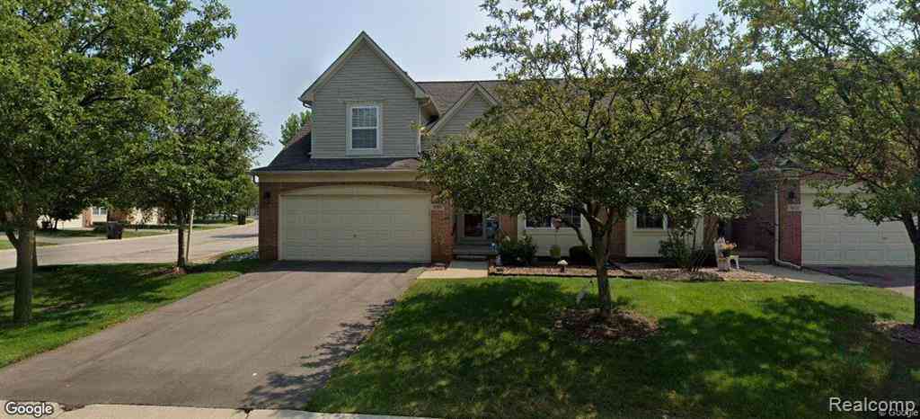 Condo For Sale - 5569 Elmhurst Drive <br/> Wayne County, Trenton, MI 48183