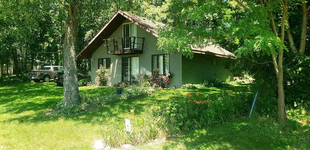 Homes For Sale - 63062 Lakeshore Drive <br/> Dowagiac, MI 49047
