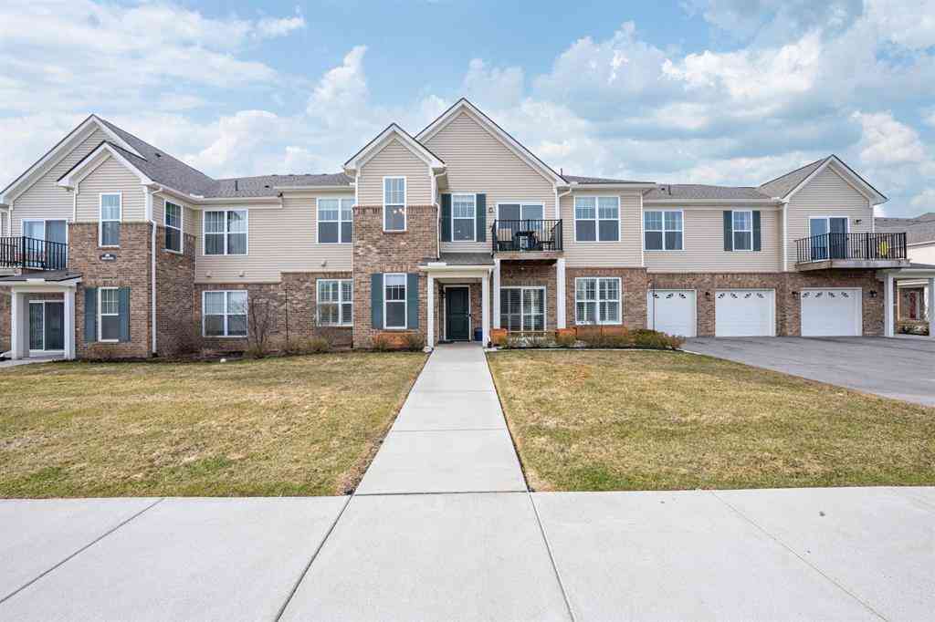 Condo For Sale - 9836 Ridge Run Street <br/> Howell, MI 48855