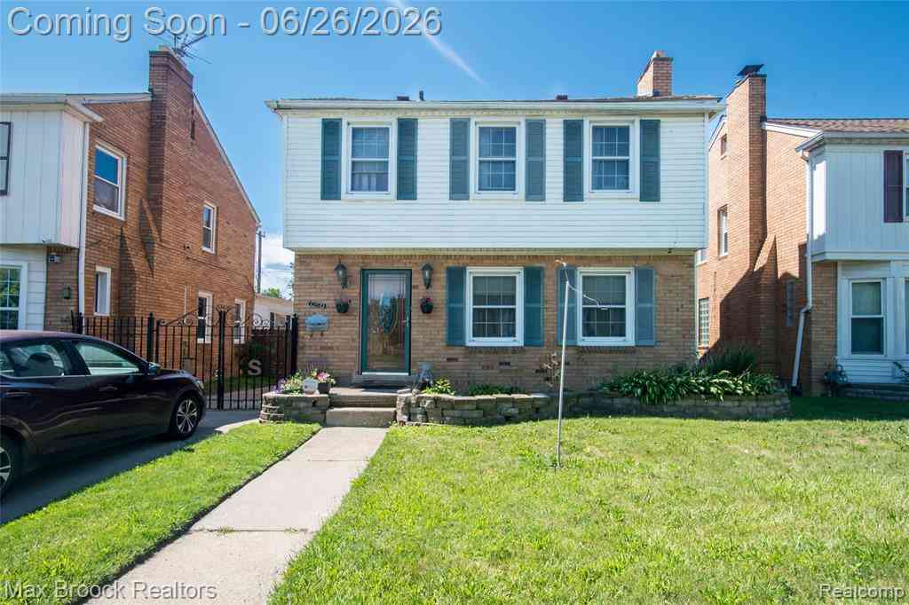 Homes For Sale - 3250 E Outer Drive <br/> Wayne County, Detroit, MI 48234