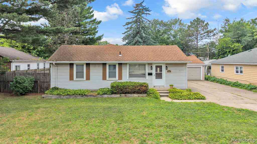Homes For Sale - 5693 Colonial Street <br/> Dearborn Heights, MI 48127