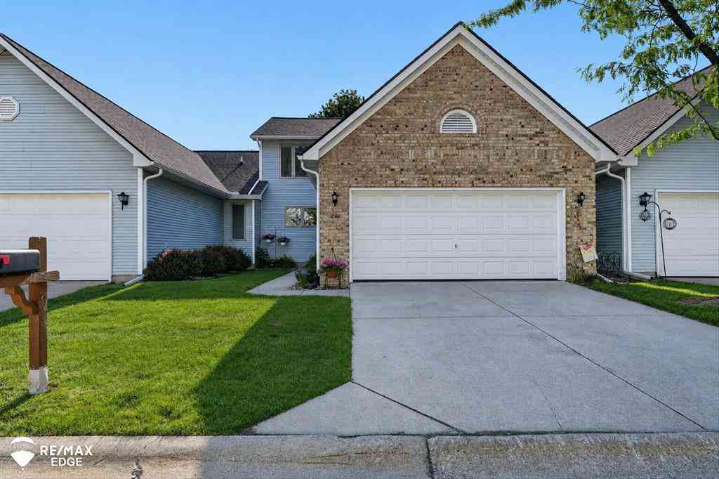 Condo For Sale - 1060 Julie Drive <br/> Davison, MI 48423