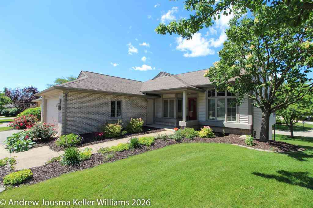 Condo For Sale - 4205 Sabal Pointe Court Se SE #10<br/> Grand Rapids, MI 49546
