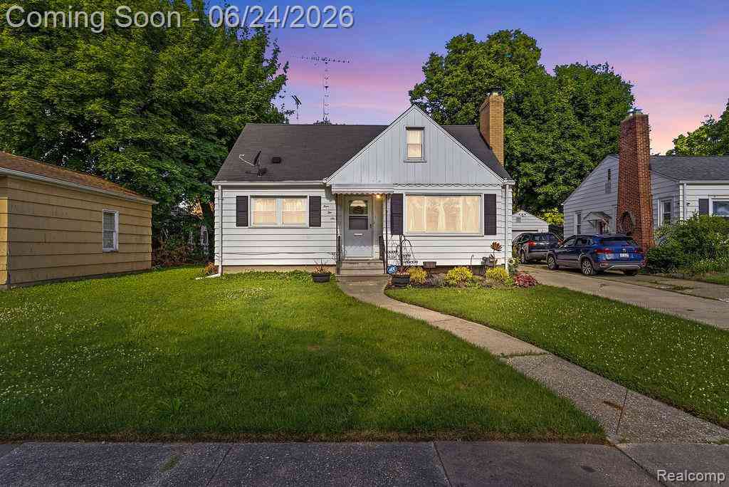 Homes For Sale - 426 S Vernon Avenue <br/> Flint, MI 48503