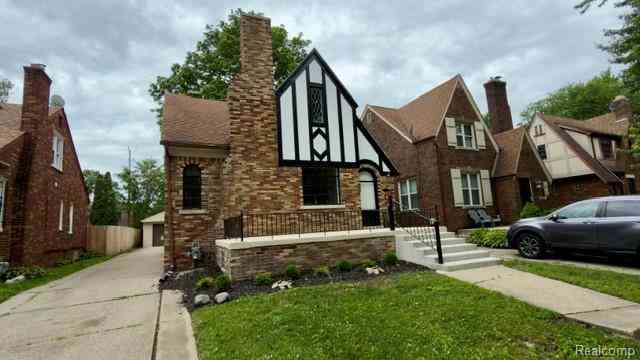 Homes For Sale - 5535 Yorkshire Road <br/> Detroit, MI 48224