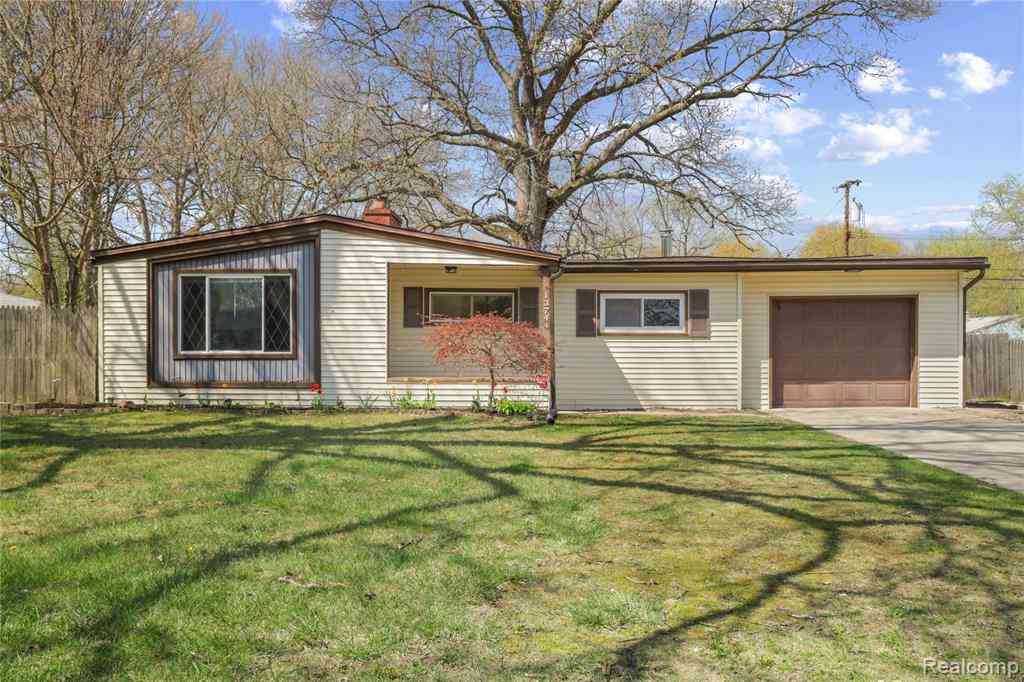 Homes For Sale - 13744 Marvin Street <br/> Wayne County, Taylor, MI 48180