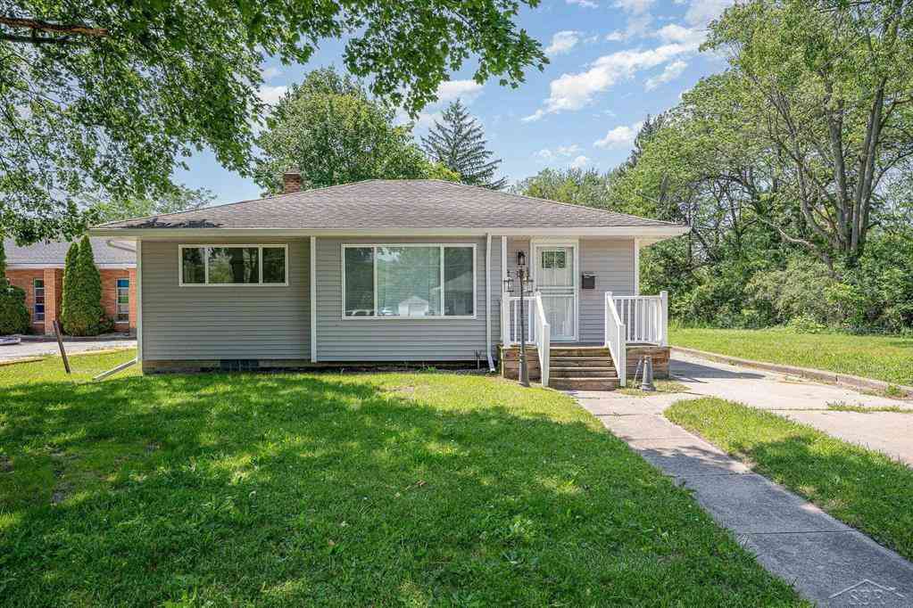 Homes For Sale - 2411 Sheridan Avenue <br/> Saginaw, MI 48601
