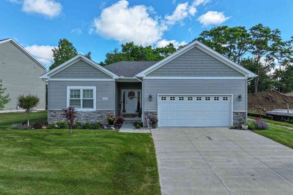 Homes For Sale - 4153 Cedar Lane <br/> Grand Blanc, MI 48439