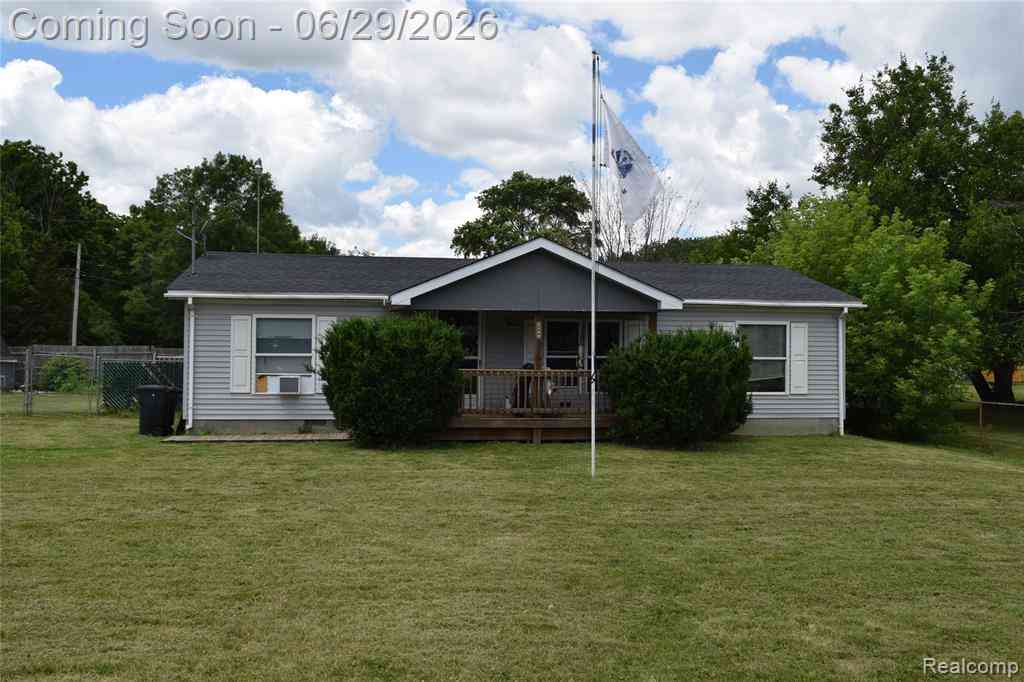 Homes For Sale - 2140 S Dye Road <br/> Flint, MI 48532