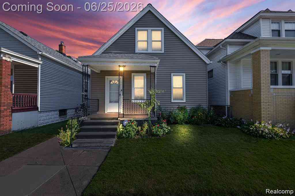 Homes For Sale - 2310 Neibel Street <br/> Hamtramck, MI 48212