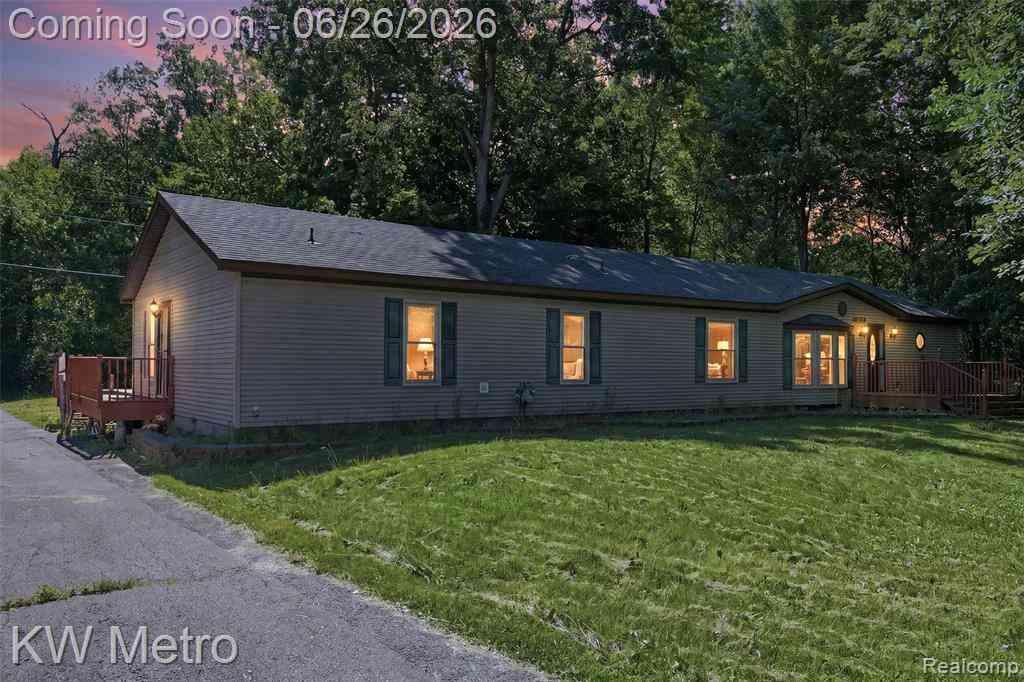 Homes For Sale - 22733 Sumpter Rd Road <br/> Belleville, MI 48111