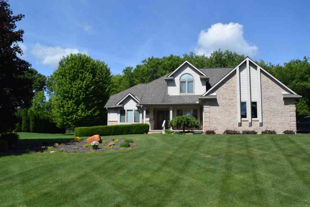 Homes For Sale - 1037 Todd Court <br/> White Lake, MI 48383