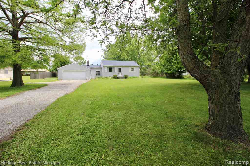 Homes For Sale - 8265 S M 52  <br/> Owosso, MI 48867