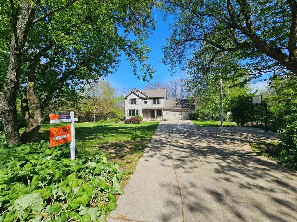 Homes For Sale - 1670 N 7th Street <br/> Kalamazoo, MI 49009