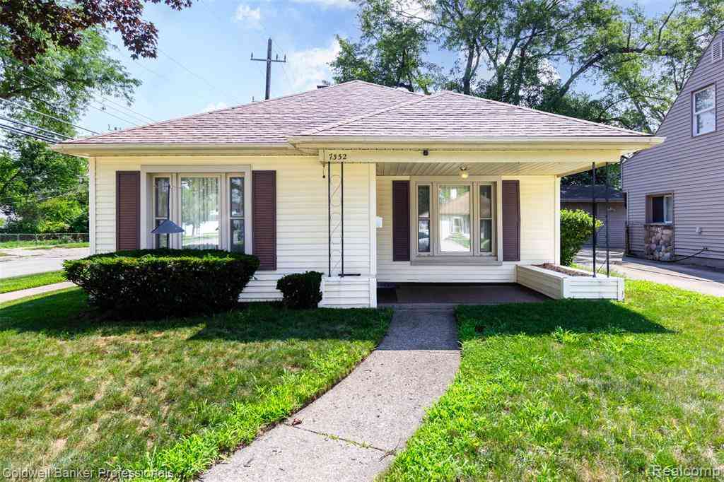 Homes For Sale - 7332 N Vernon Street E E<br/> Dearborn Heights, MI 48127