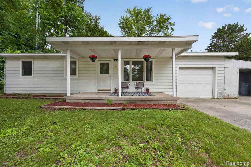 Homes For Sale - 9288 Hilda Lane <br/> Flushing, MI 48433