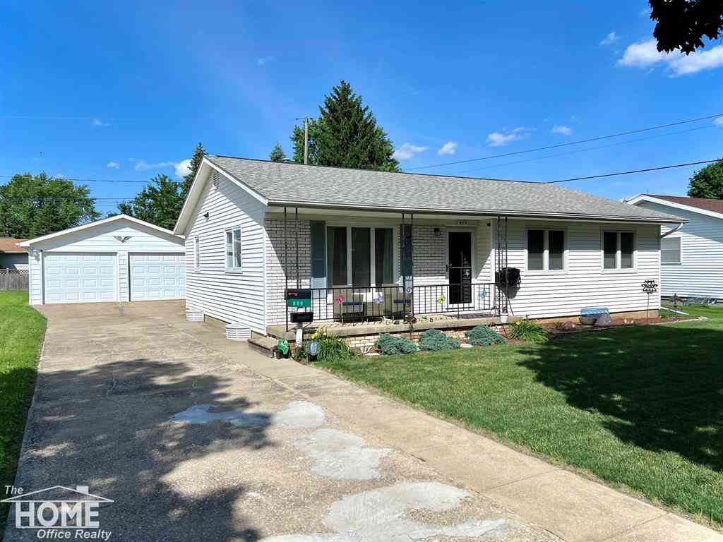 Homes For Sale - 809 Moore Street <br/> Shiawassee County, Owosso, MI 48867