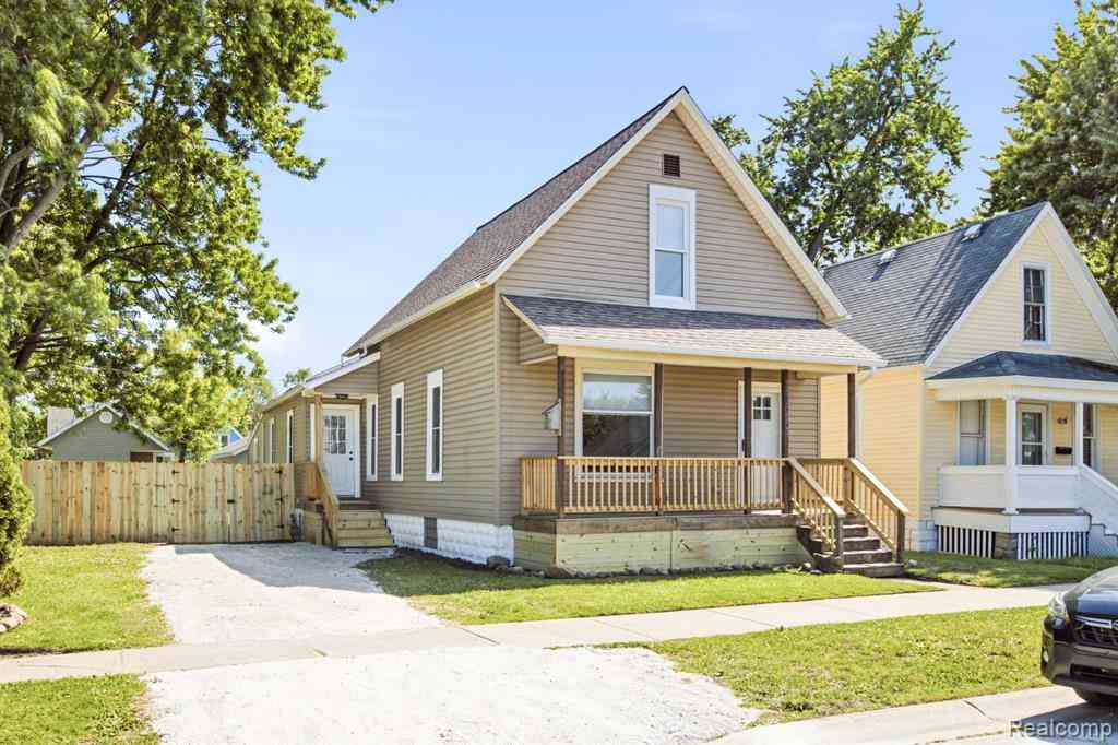 Homes For Sale - 1126 Miller Street <br/> Saint Clair County, Port Huron, MI 48060