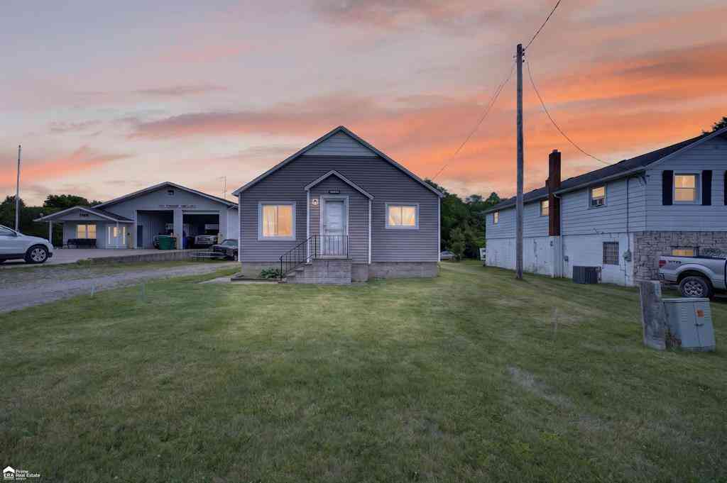 Homes For Sale - 7514 S Saginaw Street <br/> Shiawassee County, New Lothrop, MI 48460