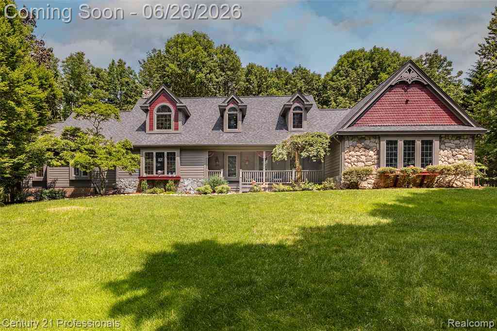Homes For Sale - 9200 Fox Hollow Road <br/> Clarkston, MI 48348