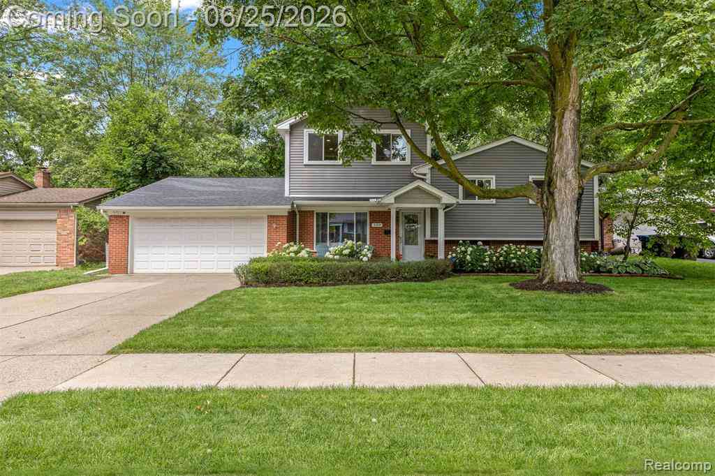 Homes For Sale - 520 Byron Street <br/> Plymouth, MI 48170
