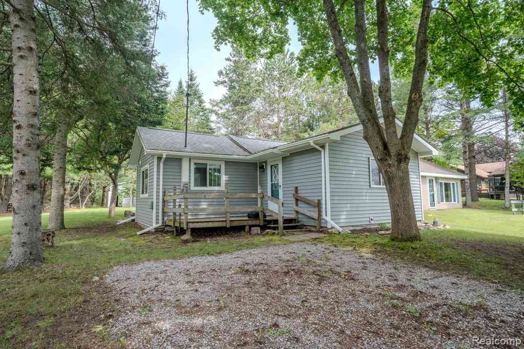 Homes For Sale - 4350 N Shrew Road <br/> Lincoln, MI 48742