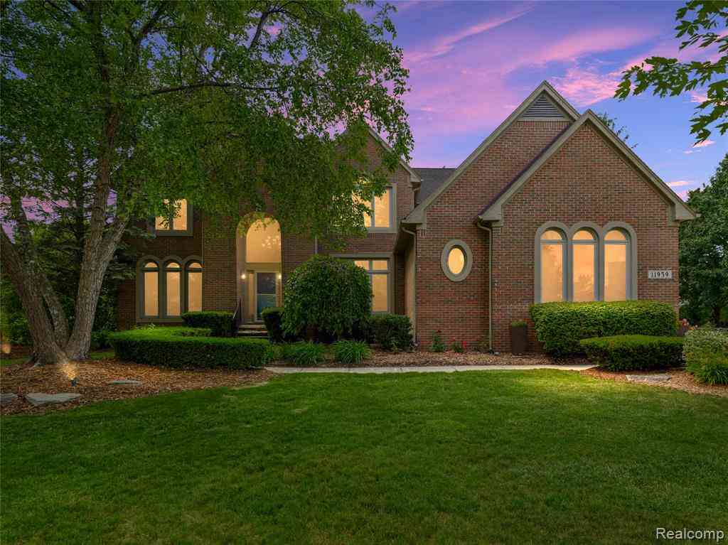 Homes For Sale - 11959 Landers Drive <br/> Plymouth, MI 48170