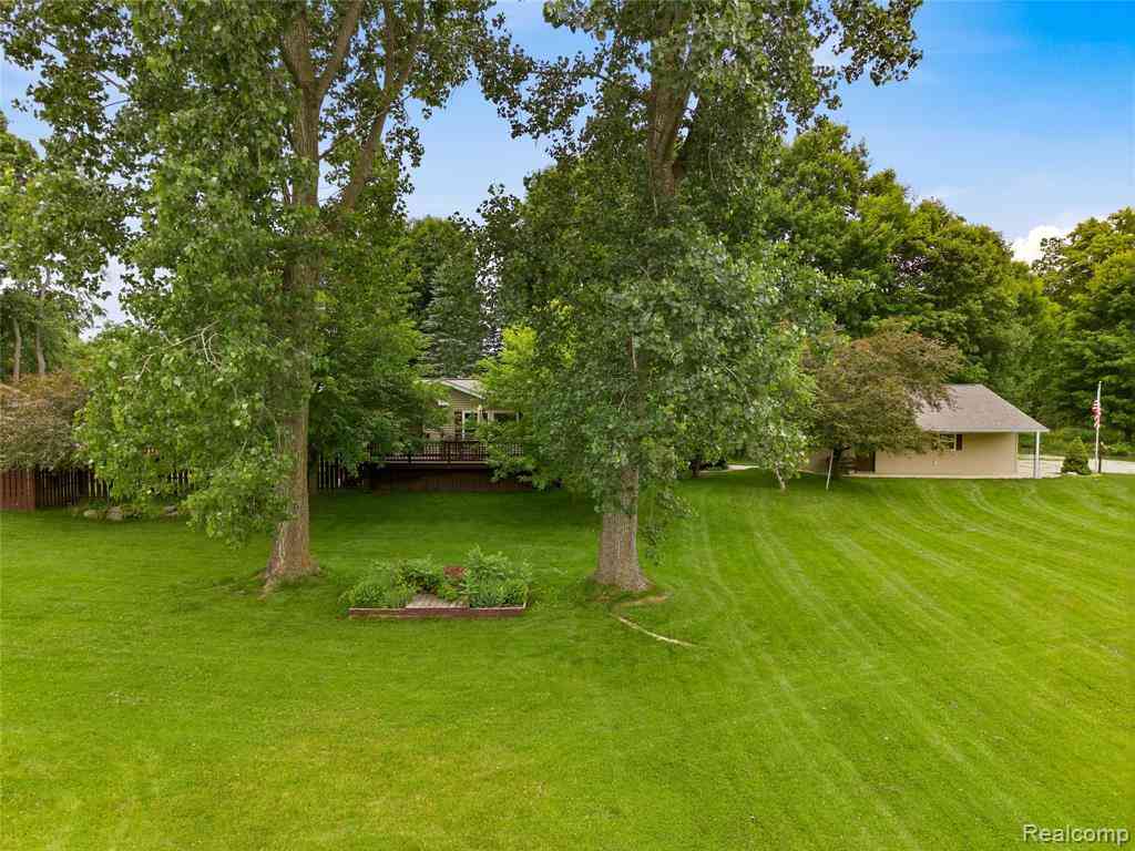 Homes For Sale - 1995 Mitchell Lake Road <br/> Lapeer County, Attica, MI 48412